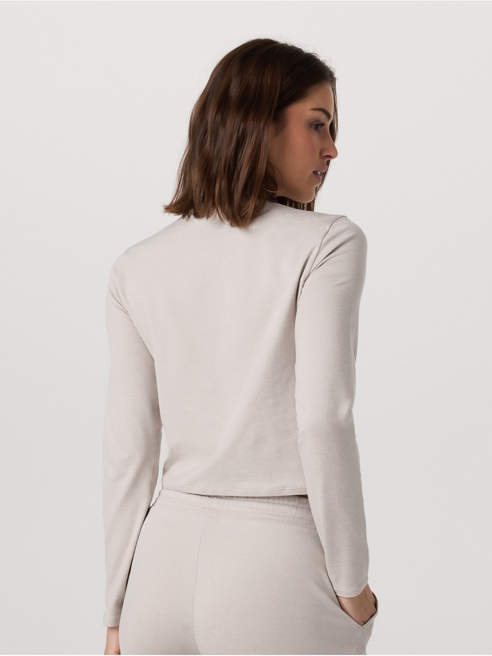 Vuori Women’s Halo Cardigan 2.0 - Picture 3 of 7